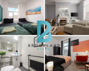 Fully Furnished 3 Bedroom with Washer, WiFi in Manchester by Brookland Stays